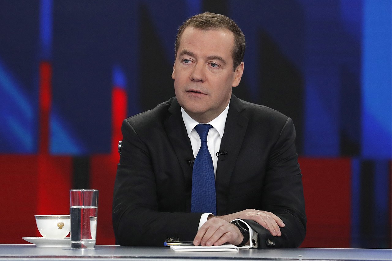 NZZ: Медведева раскритиковали в Швейцарии