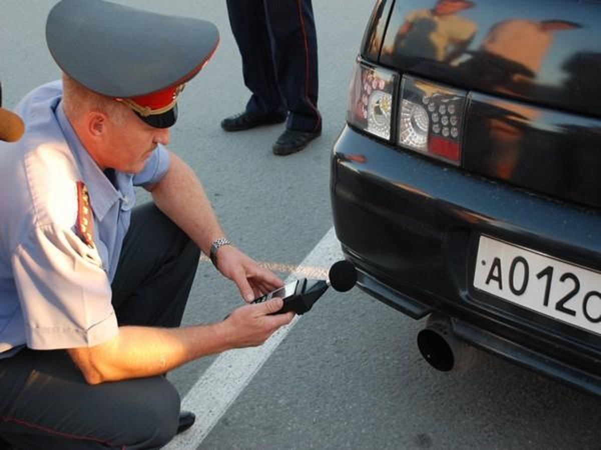 Автоюрист Сухоруков: водитель вправе не подписывать протокол, с которым не согласен
