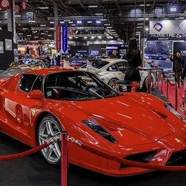 Компания Ferrari прекратила установку встроенных навигационных систем в свои автомобили