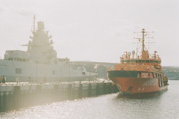 На борт фрегата ВМФ РФ 